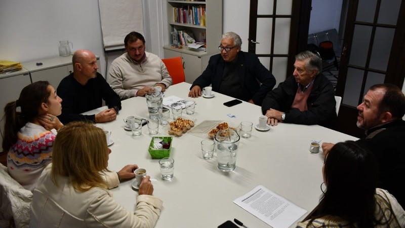 El Defensor Savino recibió a referentes de clubes